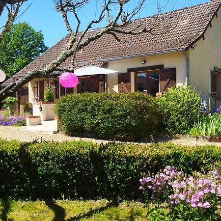 Le Cottage De Mae Seigy Exterior photo